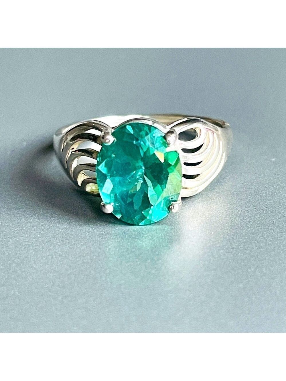 14k White Gold Genuine Green Topaz Swirl Vintage Ring Size 9.25